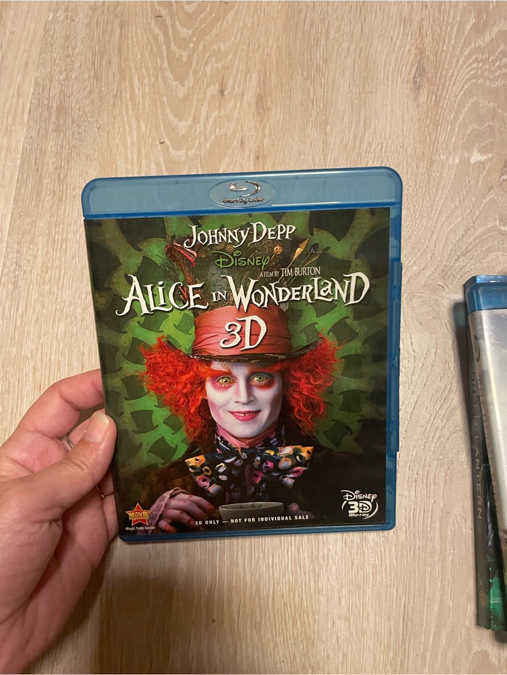 Disney Alice In Wonderland 3D only Blu-ray/DVD